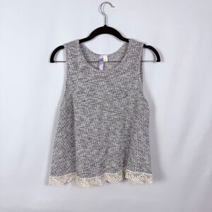 Alya Knitted Lace Trim Gray Sleeveless Tank Top Boho Francesca's Women's Large